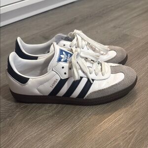 Adidas Samba White and Black Sneakers Men’s 6.5 Women’s 7.5